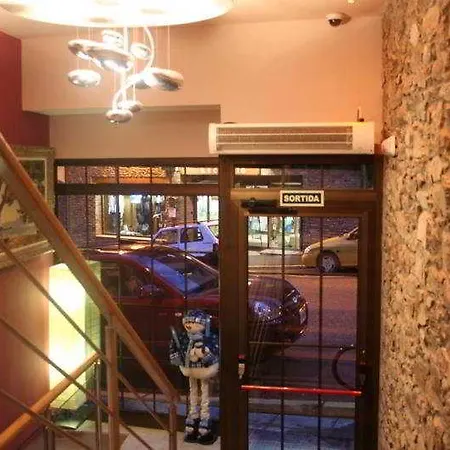 Micolau Hotel