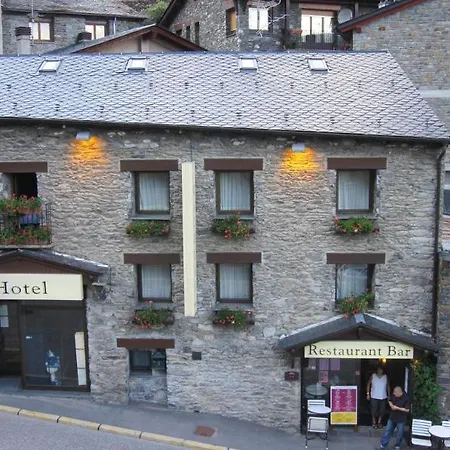 Micolau Hotel 2*